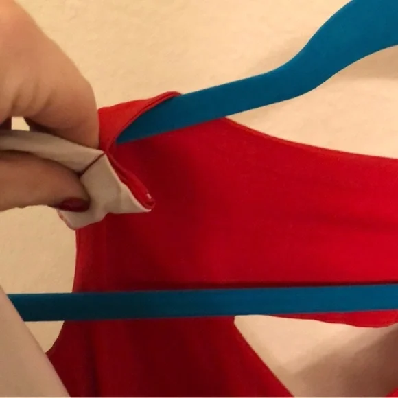 Bettie Page Jazmine Keyhole Pinup Red & White
Dress Swing Dancing - Picture 10 of 10